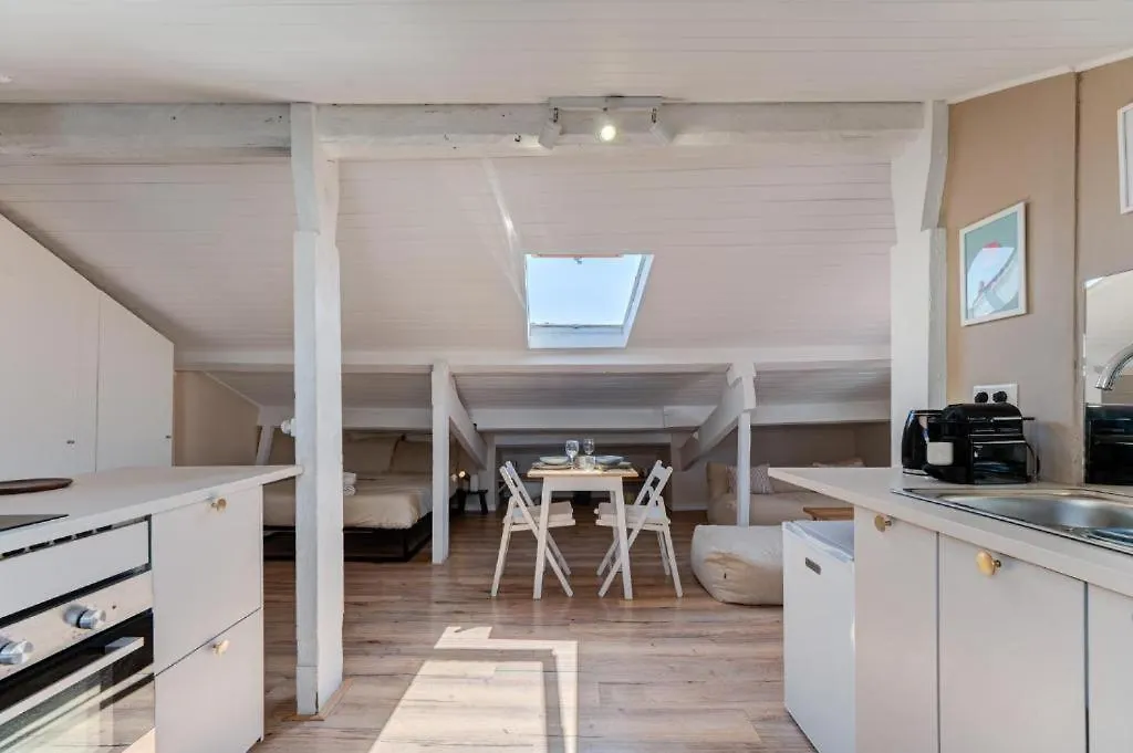 Lovely Studio - Port De Nice 0*,  Fransa